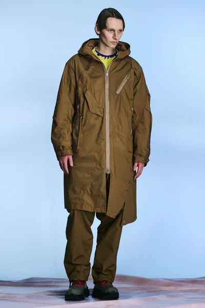 Look 17